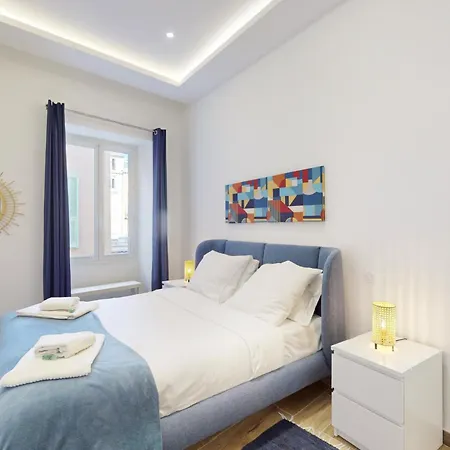 Gold-stars Fshh Apartment