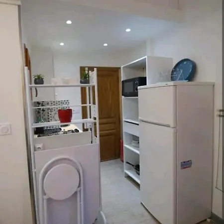 Appartamento 2 Pieces Ou Studio Au Coeur De La Vieille Nizza