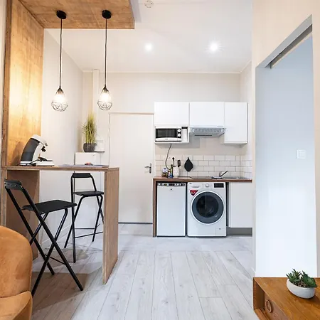 Apartment Le Petit Jean- Pres Gare Et Tram - Supermarches - Wifi - *