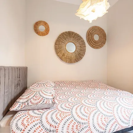 Apartment Le Petit Jean- Pres Gare Et Tram - Supermarches - Wifi - Nice