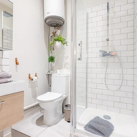 Apartment Le Petit Jean- Pres Gare Et Tram - Supermarches - Wifi - Nice