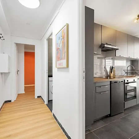Renting - Philibert - Elegant Spacious Quiet Near The Port Free Parking Nizza