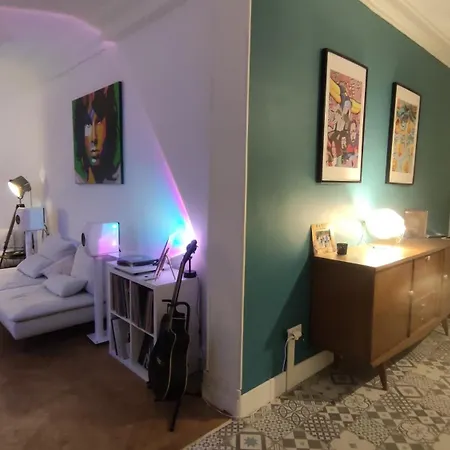 Spacieux 4 Pieces De Type Bourgeois Art-deco Appartement