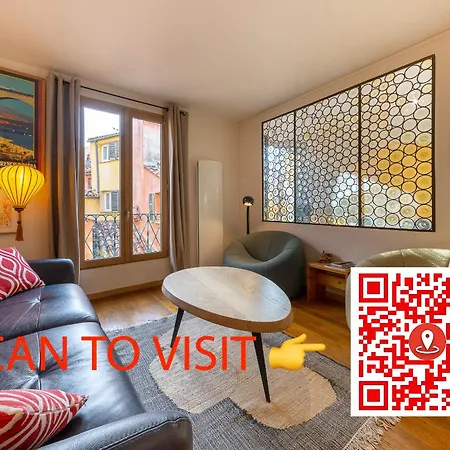 Spacious And Bright Flat Close To The : Heart Of Old 아파트