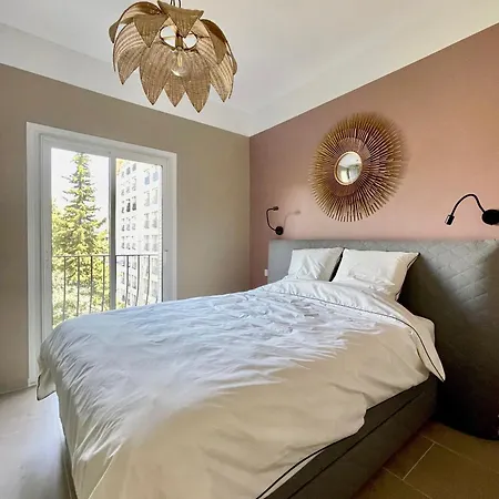 Apartment Air-conditioned With Garage Near The Sea