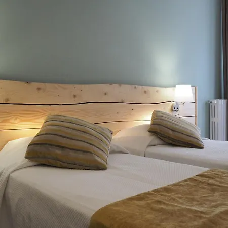 Busby Hotel 3*