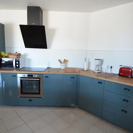 Appartement Vue Panoramique Avec Piscine Pour 6 Personnes à Quartier Pessicart *