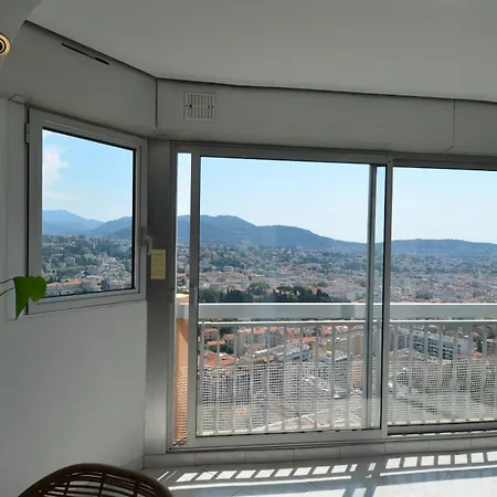 Appartement Vue Panoramique Avec Piscine Pour 6 Personnes à Quartier Pessicart *