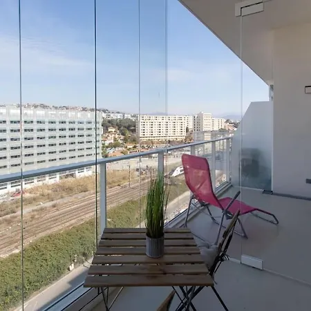 L17 Arenas 3 Balconies 5mins To The Sea * Nice