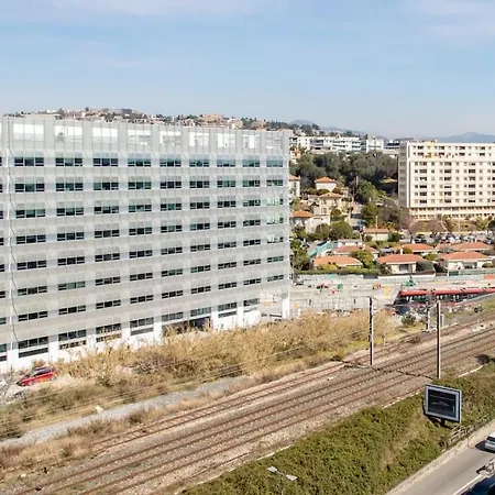 L17 Arenas 3 Balconies 5mins To The Sea Apartment *