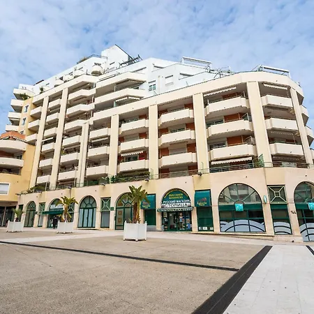 Palais Des Arts Ap4399 By Riviera Homes * Nice