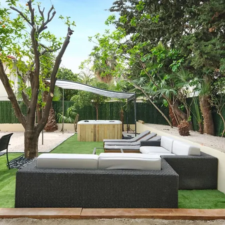 Des Pergolas Au Pied Du Tram ,a 5 Min Des Plages , 15 Min Du Centre , Jacuzzi 빌라 *