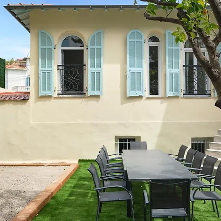 Des Pergolas Au Pied Du Tram ,a 5 Min Des Plages , 15 Min Du Centre , Jacuzzi 니스