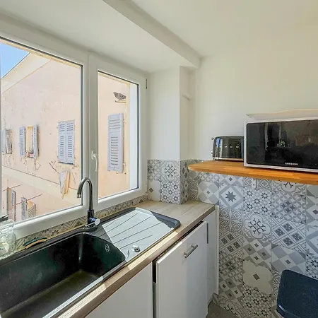 Cours Saleya - Wifi, Ac, 2pers, Apercu Mer Apartment