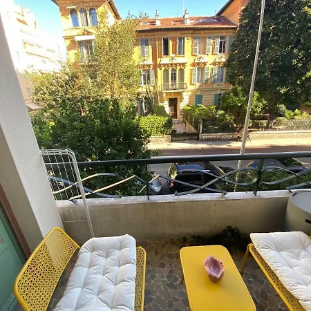 T2 - Centre - Terrasse Nice