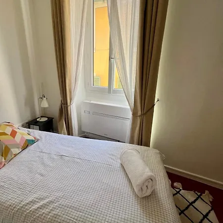 Typique - 2 Bedrooms,typical Apartment-old Town