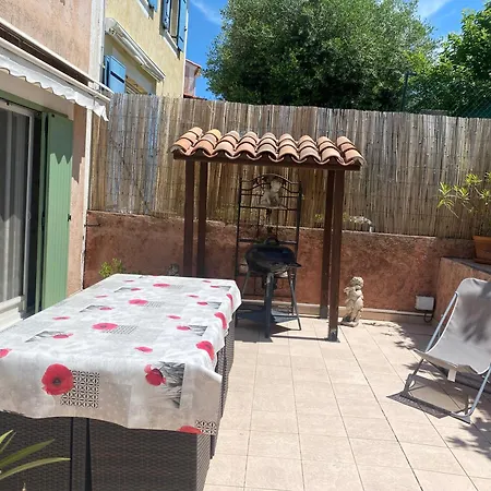 Maisons De Bellet בית נופש
