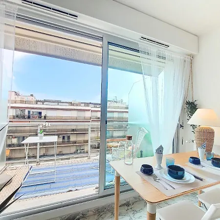 Nestor&jeeves - Lifestyle - Terrace - Modern