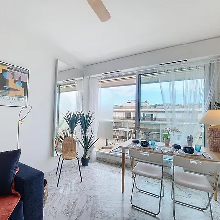 Nestor&jeeves - Lifestyle - Terrace - Modern