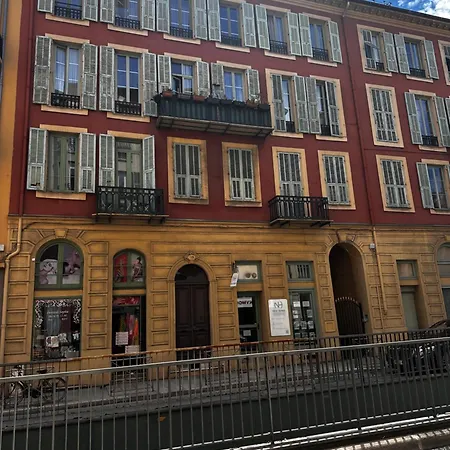 2 Pieces Port De Apartment