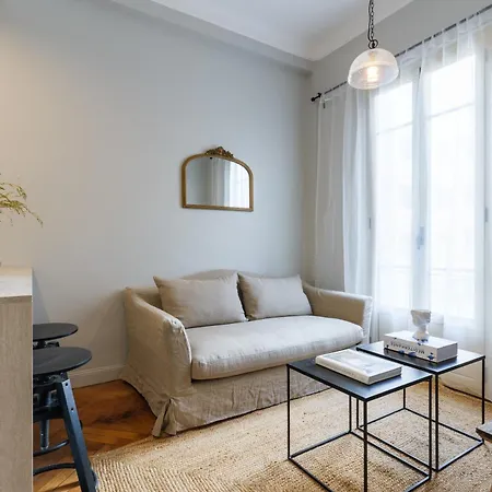 Modern One Bedroom Close To Promenade Des Anglais