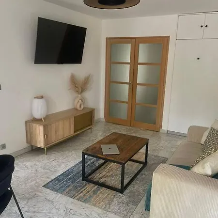 Cosy 2 P,a Deux Pas De La Plage, Calme-parking * Nizza