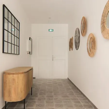 Angleterre 6 - Grand Avec Etage, Coeur De Apartment *