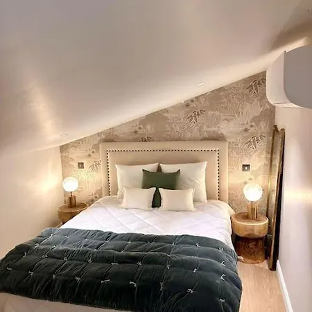 Angleterre 6 - Grand Avec Etage, Coeur De Nice