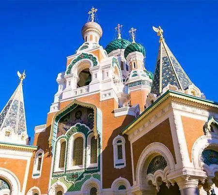 Отель Evelia