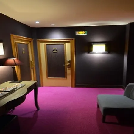 Western Cosy Hotel