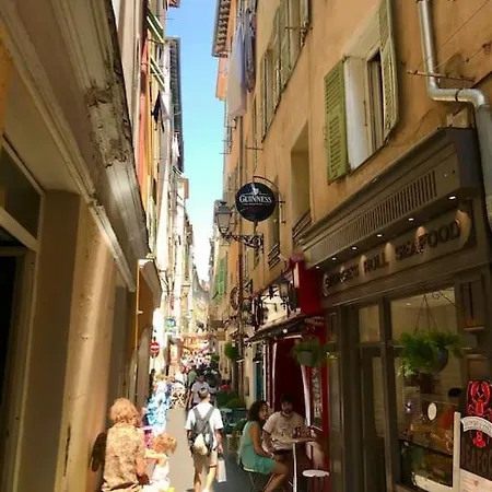 36 Rue Droite Apartment *