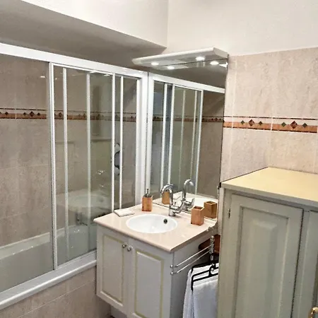 Appartamento Vue 02 45m Et Parking Nizza