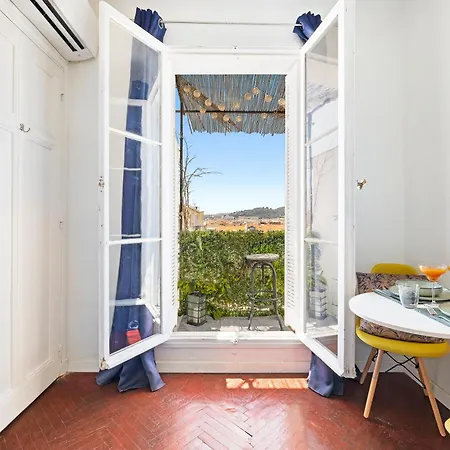 Apartamento Center - Balcony Quiet - Air Conditioner - Kitchen - Wifi - Tram Nice