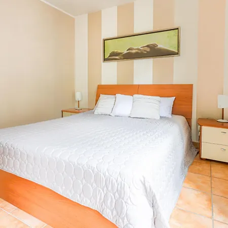 Apartment Les Balcons De Port By Interhome Nice