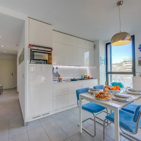 Liberation Apartment *