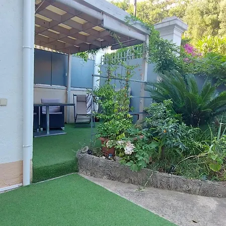 Angelus Guest house *