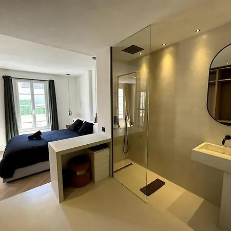 Apartment Modern Massena Place Nice