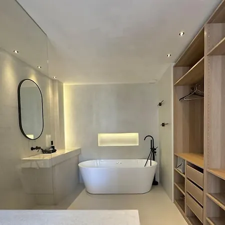 Modern Massena Place Apartment