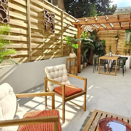 Chill Terrasse Center Apartment *