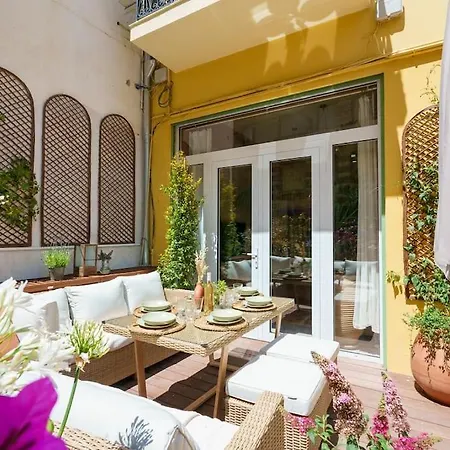 Apartment - Amazing Flat To 10 Min To Sea - Garden Nice