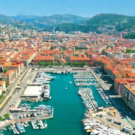 - Amazing Flat To 10 Min To Sea - Garden Apartment