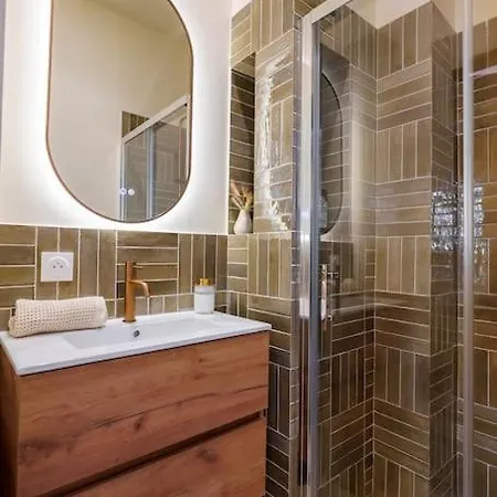 Apartment - Amazing Flat To 10 Min To Sea - Garden *