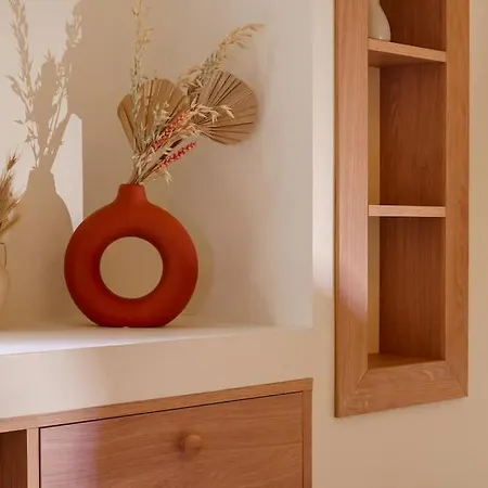 Apartment - Amazing Flat To 10 Min To Sea - Garden
