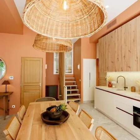 Apartment - Amazing Flat To 10 Min To Sea - Garden Nice