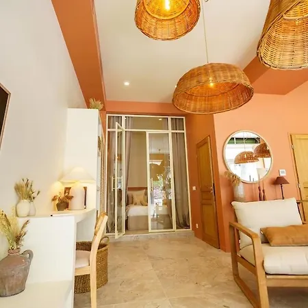 Apartment - Amazing Flat To 10 Min To Sea - Garden Nice