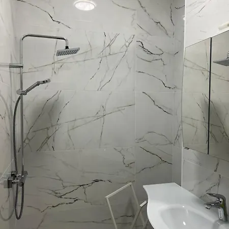 Long Nearby Mariottes H Town Apartment Nice