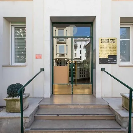L55 2p Jean Medecin 10 Min A Pied Vieux Apartment