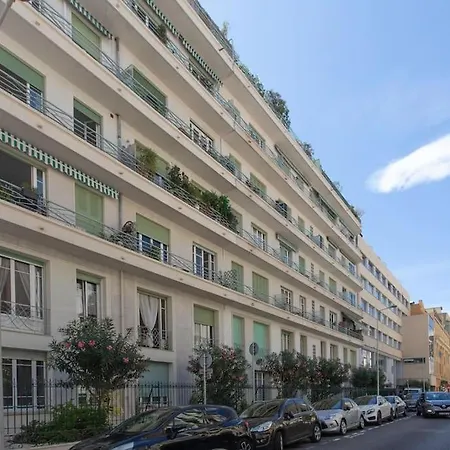 L55 2p Jean Medecin 10 Min A Pied Vieux Apartment Nice