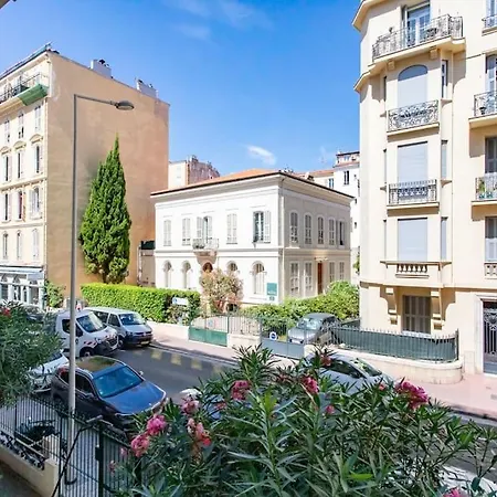 L55 2p Jean Medecin 10 Min A Pied Vieux Apartment