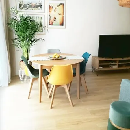 Chez L'hadriana, 2x Ac Clim Wi-fi,newly Renovated Apartment
